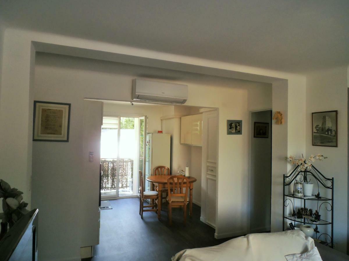 Apartamento Cosy Nimes Exterior foto